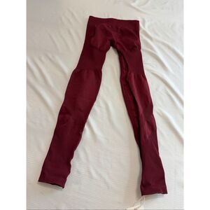 NWT Thrivin Elevate Red Burgundy Leggings Size XS New